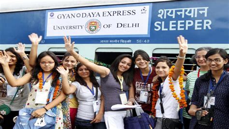 Delhi University students on a tour to explore Northeast region I North ...