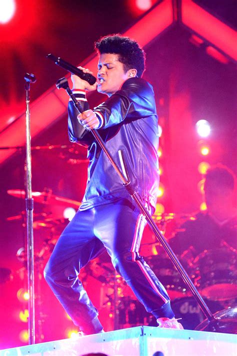 Bruno Mars headlines Prince tribute at the Grammy Awards