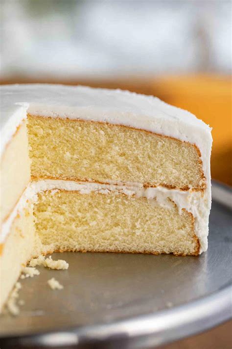 Easy Vanilla Cake | TheBestDessertRecipes.com