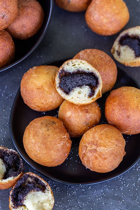 Fried Sweet Piroshky (with Poppy Seeds) - Momsdish