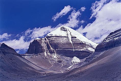 Mount Kailash – Tibet – Sacred Land