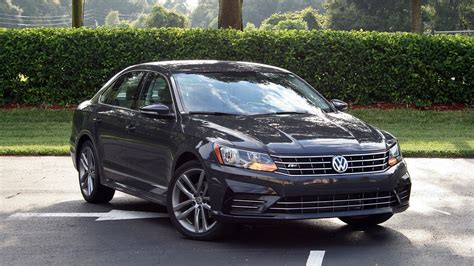 2017 Volkswagen Passat R-Line – Driven