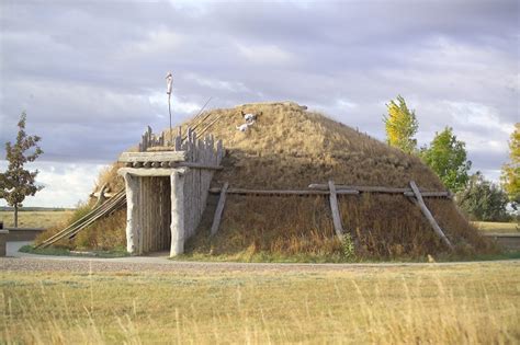 Earthlodge - Knife River Indian Villages National Historic Site (U.S ...