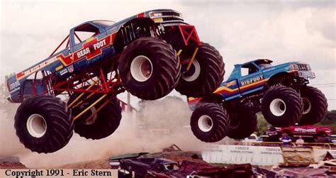 Monster Truck Racing.com