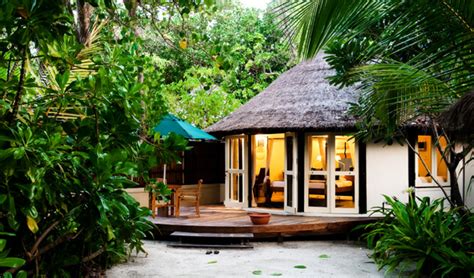 Banyan Tree Vabbinfaru | Glamping Getaway