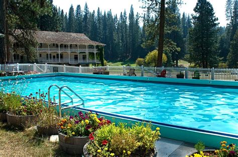 Reviews of Kid-Friendly Hotel | Wawona Hotel Yosemite National Park ...