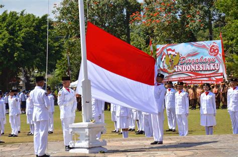 Upacara Bendera 17 Agustus Dipusatkan di taman Kota Singaraja - Apa ...