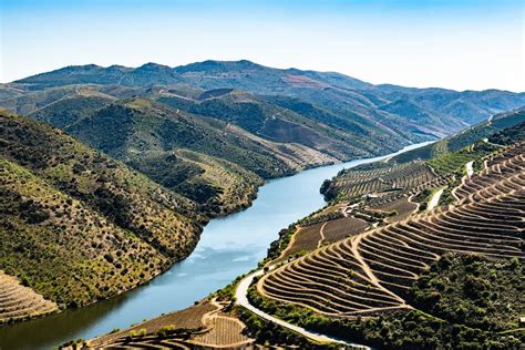 Portugal's Wine & Beaches: Porto, Douro Valley & Algarve - 9 Days | kimkim