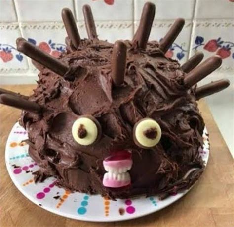 27 Funny Kids' Birthday Cake Fails