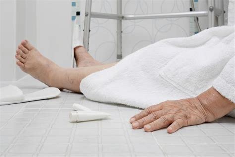 What Health Conditions are the Biggest Causes of Falls in the Elderly ...