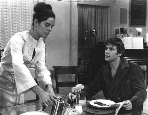 Love Story, starring Ali MacGraw and Ryan O'Neal, 1970 Ali Macgraw Love ...