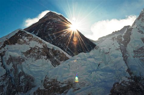 Sunrise at Gigantic Mount Everest (8,848m), Nepal | 2014, He… | Flickr