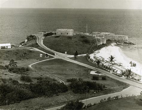 Vintage Bermuda Forts - The Bermudian Magazine