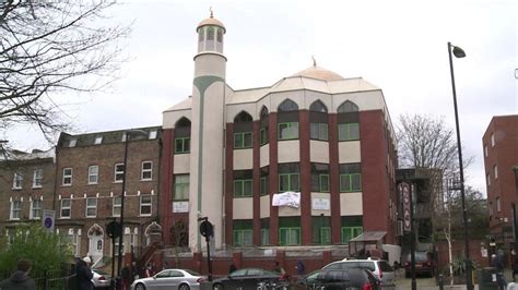 Finsbury Park Mosque Opens Doors to 'New Era' After Expelling ...