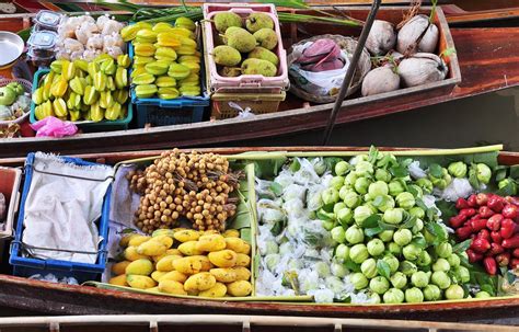 Travel: Visit a Floating Market in Vietnam – Premier Guide Miami