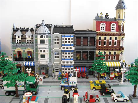 Brick Town Talk: Green Grocer Joins Layout. - LEGO Town, Architecture ...