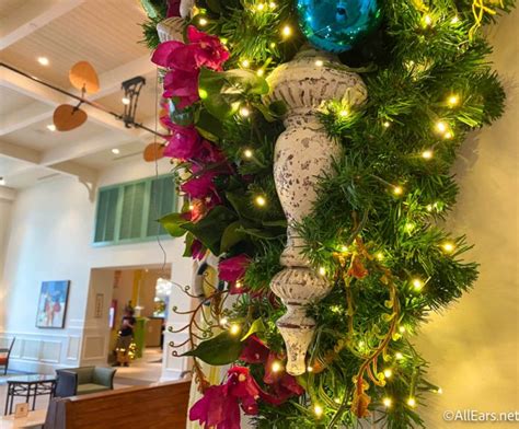 PHOTOS! Celebrate Christmas on Island Time with the Decorations at ...