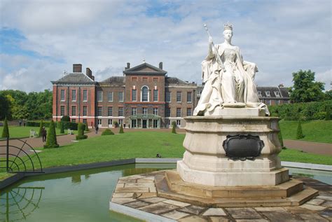 Kensington Palace London: The Bentley Hotel Attractions