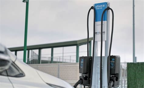 Canadian EV charger maker Flo to supply 40,000 stations to N.A. GM ...