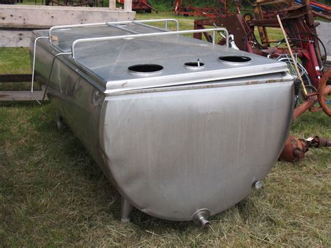 400 US Gallon Stainless Steel Bulk Tank