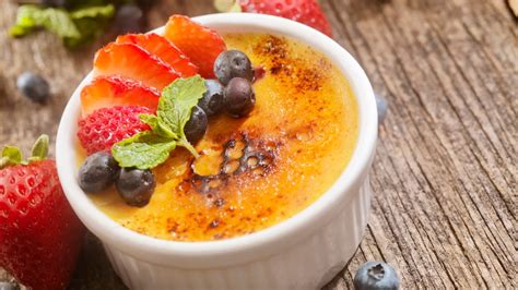 Crema Catalana Rezept: Spanische Version der Creme Caramel - Blick