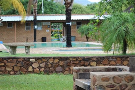 De Villa River Resort | Book Your Dream Self-Catering or Bed and ...