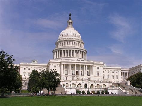 Washington DC Capitol Building | Famous buildings, Roman architecture ...