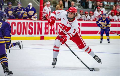 Wisconsin Badgers Women’s Hockey Team Dominates Weekend Games with ...