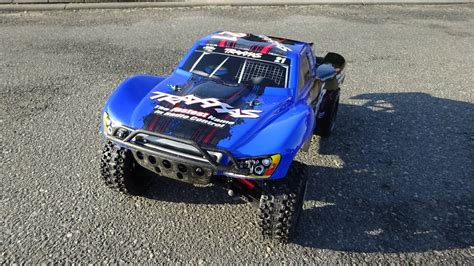 Traxxas Slash 4x4 vxl onboard + Traxxas Slash 2WD vxl - YouTube