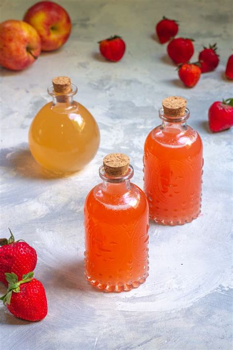 Fruit Vinegar (Fermented Homemade Vinegar) - Champagne Tastes®