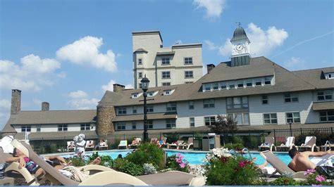 POCONO MANOR RESORT & SPA: See 1,637 Hotel Reviews, Price Comparison ...