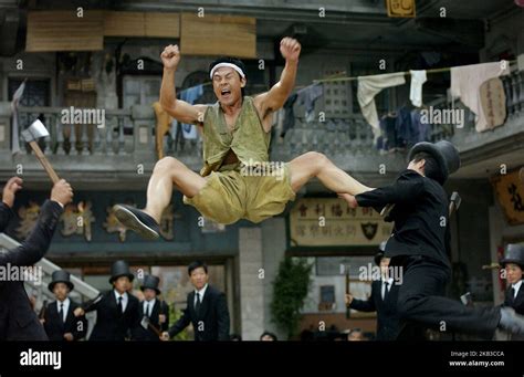 KUNG FU HUSTLE, FIGHT SCENE, 2004 Stock Photo - Alamy