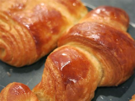 Croissant and Breakfast Pastry Cooking Class in Paris - Purple Chocolat ...