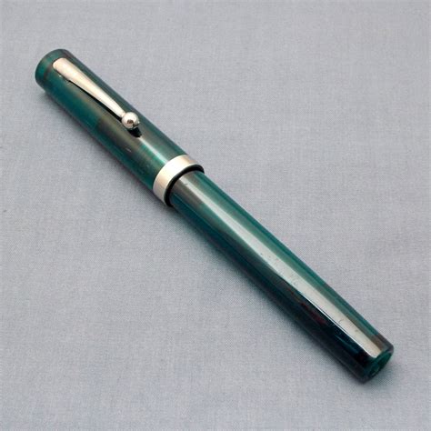 Vintage Sheaffer NO NONSENSE Fountain Pen - Made in USA - Green Transl ...