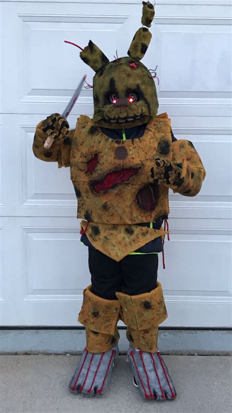 Pin by Julie on Halloween Springtrap DIY costume FNAF Cosplay | Fnaf ...