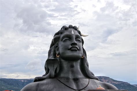 Teach abroad in India and visit the 112 foot Adiyogi statue. Get ...