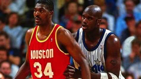 Shaquille O'NEAL vs Hakeem OLAJUWON - 1995 Finals Game 3 - YouTube