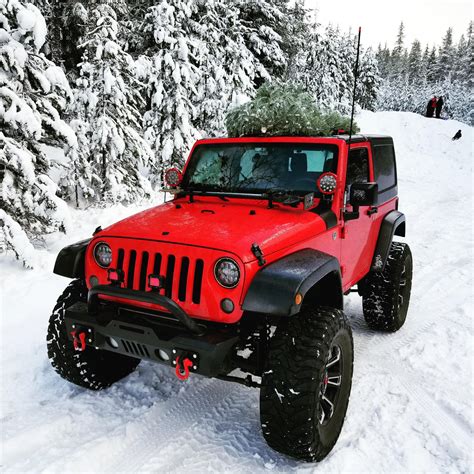 Went Christmas tree hunting with the wife and Jeep! : r/Jeep