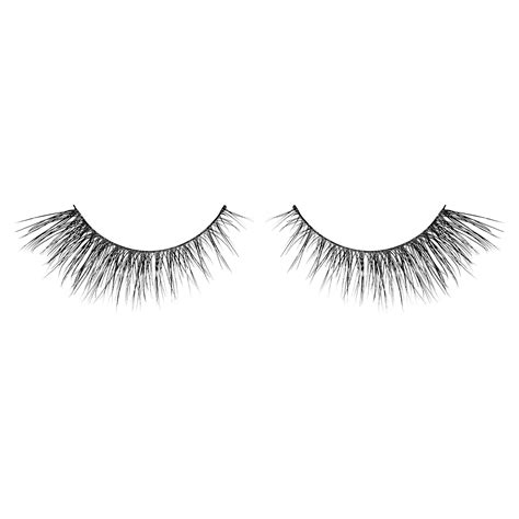 The 13 Best Natural-Looking False Eyelashes of 2021