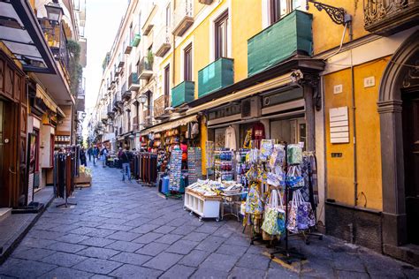 Guide to Shopping in Italy: Where to Shop, What to Buy