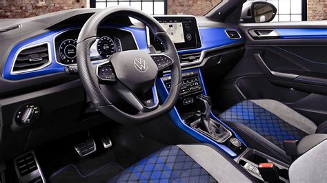 2022 Volkswagen T-Roc - INTERIOR - YouTube