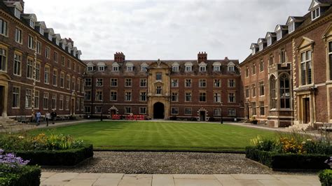 Cambridge University campus visit : England | Visions of Travel