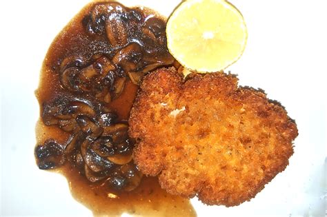 Pork Schnitzel With Mushroom Sauce | CookTeaser