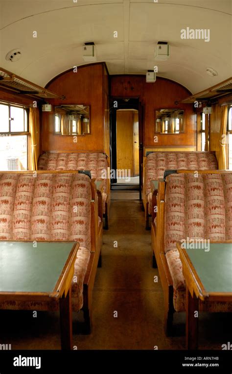 Victorian train carriage Stock Photo: 9196122 - Alamy