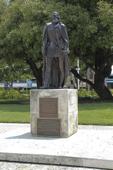 Juan Ponce de Leon Statue | Bayfront Park, Biscayne Blvd., D… | Flickr