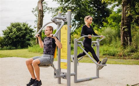 Outdoor Fitnessgeräte kaufen, Sport und Calisthenics Geräte - TRAINER