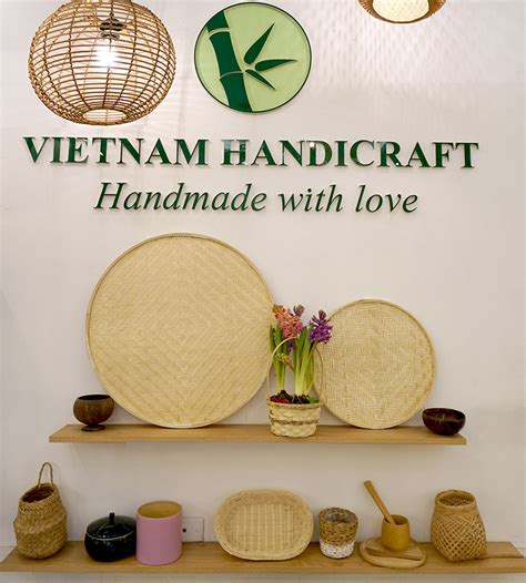 VH3491- Bamboo basket for wall decor - Vietnam Handicraft Co., Ltd