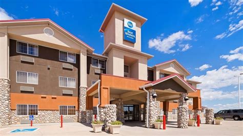 8 Best Hotels in Longmont, Colorado