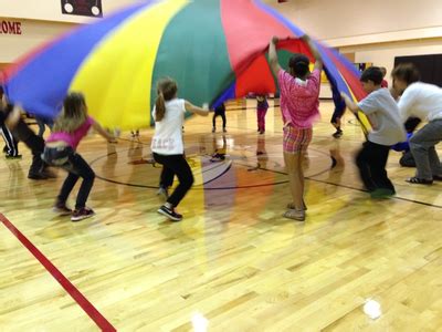 Parachute Gym Class - MY student teaching experience