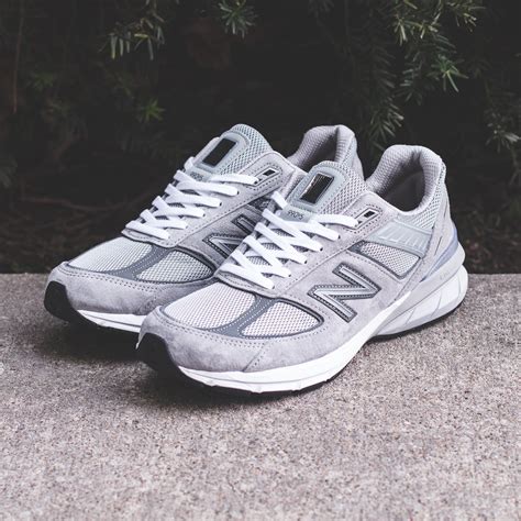 New Balance 990v5 – Solestop.com